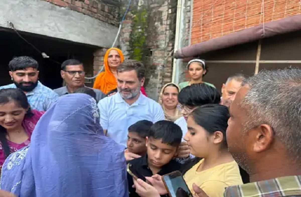 राहुल गांधी सुबह-सुबह पहुंचे करनाल, अमेरिका में घायल हुए युवक के परिवार से की मुलाकात