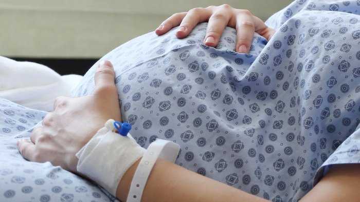 संयुक्त राष्ट्र: दुनिया भर में आधे गर्भ अनपेक्षित होते हैं