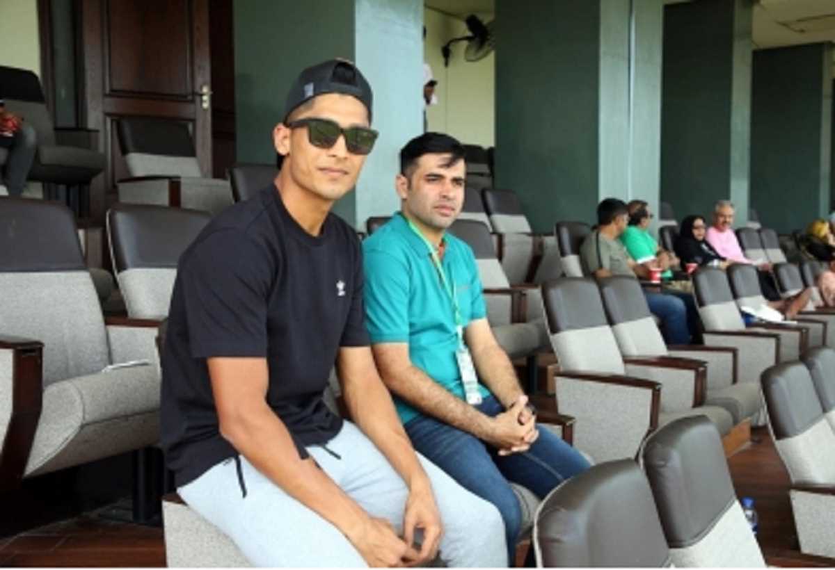 एशिया कप : चोटिल अफरीदी की जगह पाक तेज गेंदबाज हसनैन टीम में शामिल एशिया कप : चोटिल अफरीदी की जगह पाक तेज गेंदबाज हसनैन टीम में शामिल