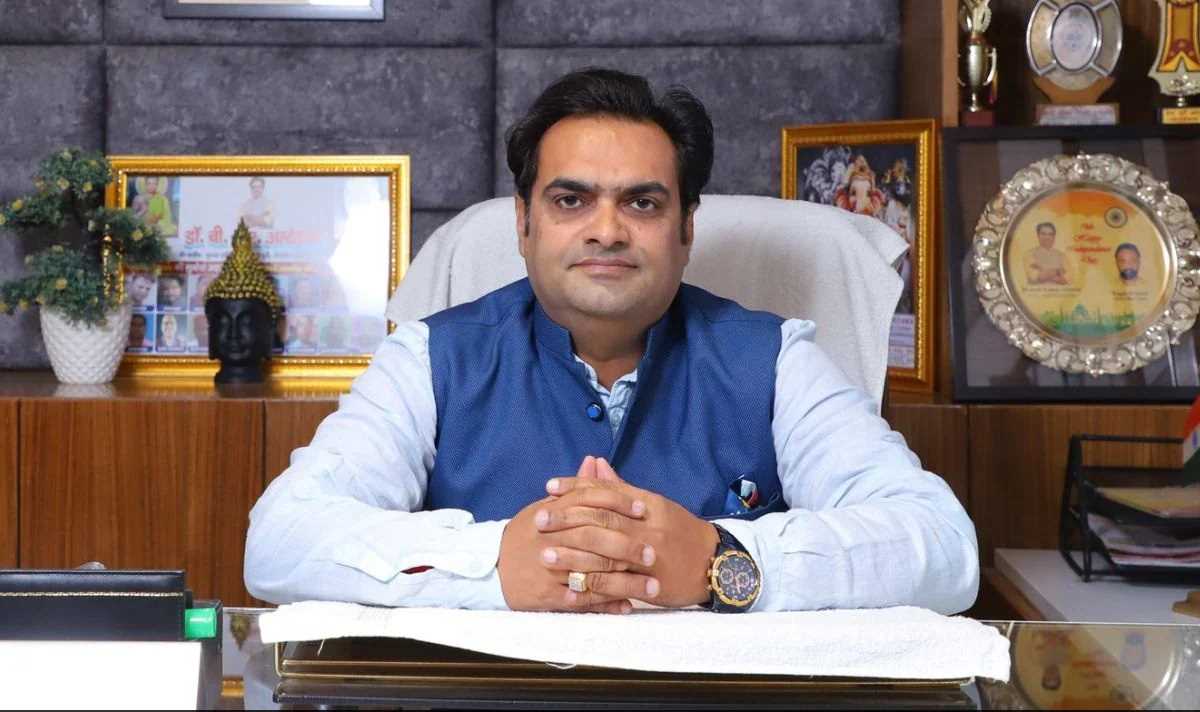 दिल्ली के नए समाज कल्याण मंत्री बनेंगे मुकेश अहलावत, कहा- सभी मंत्रियों से बेहतर काम करूंगा