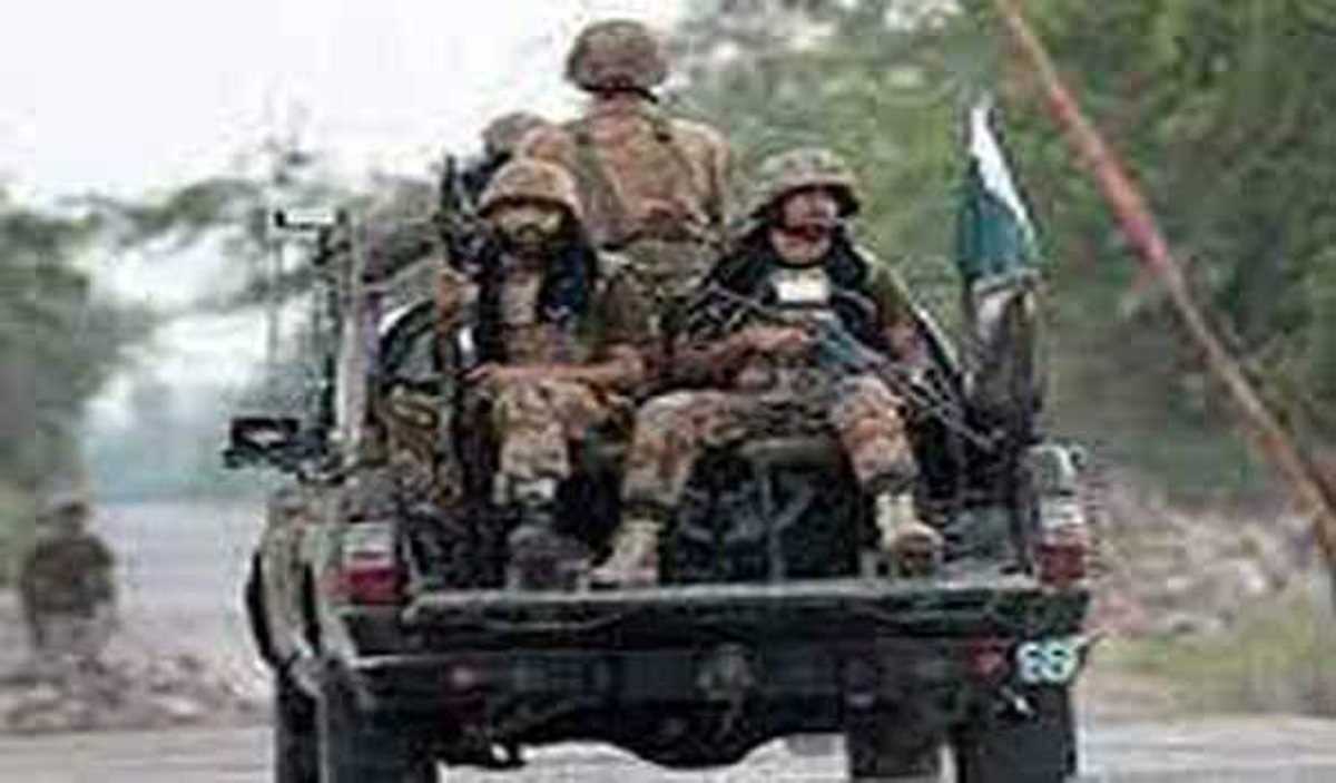 पाकिस्तान के बलूचिस्तान में सैन्य कार्रवाई में दो आतंकवादी ढेर पाकिस्तान के बलूचिस्तान में सैन्य कार्रवाई में दो आतंकवादी ढेर