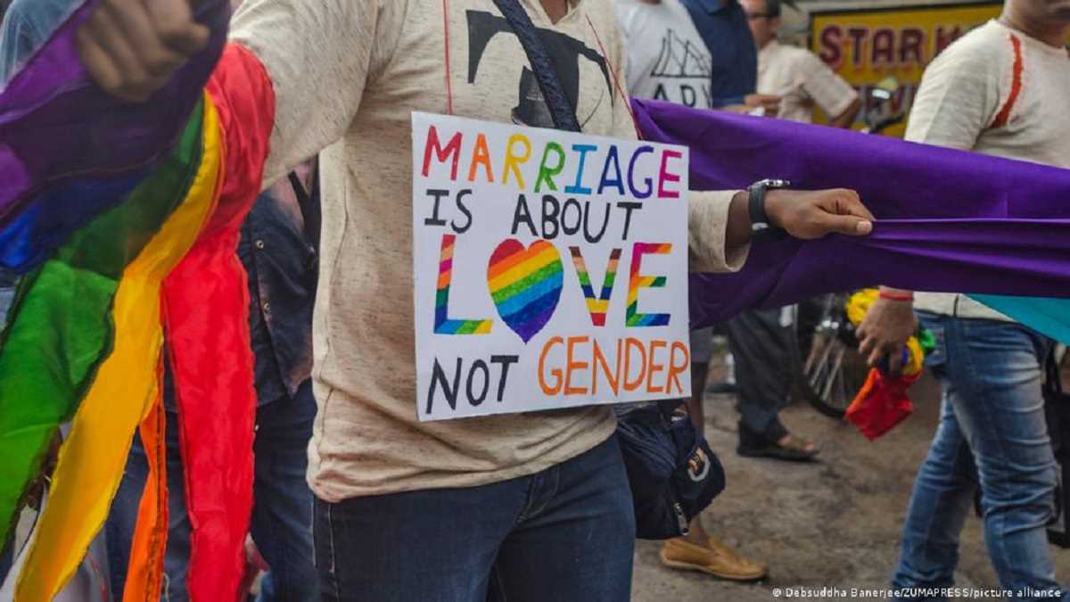 राज्य चाहें तो दे सकते हैं समलैंगिक शादी की इजाजत
