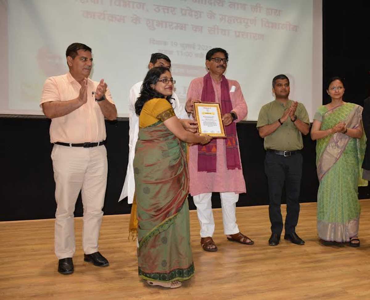 डीबीटी के माध्यम से बच्चों के अभिभावकों के खातों रुपये हुए ट्रांसफर