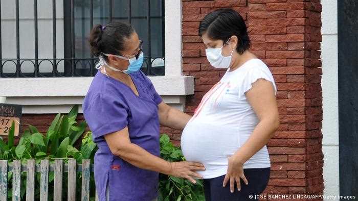 अनियोजित गर्भ से जूझती दुनिया की औरतें