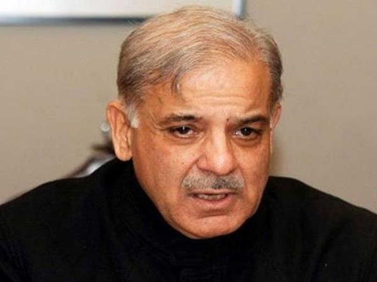 सुप्रीम कोर्ट से गतिरोध के बीच शहबाज संसद की सर्वोच्चता पर अडिग