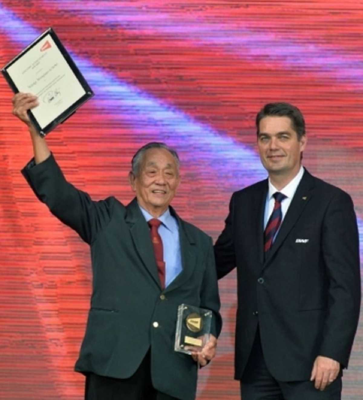 यांग यांग के मेंटर और चीनी बैडमिंटन के अग्रणी वांग वेनजियाओ का निधन