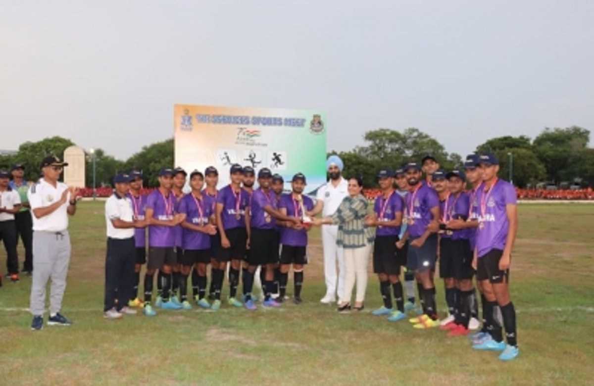 आजादी के अमृत महोत्सव पर भारतीय नौसेना ने ट्राई सर्विसेज स्पोर्ट्स मीट का आयोजन किया