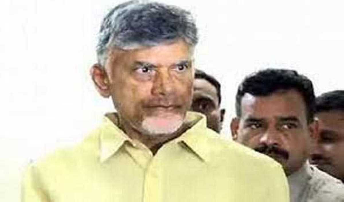 चंद्रबाबू को झटका,अग्रिम जमानत की याचिकायें खारिज चंद्रबाबू को झटका,अग्रिम जमानत की याचिकायें खारिज