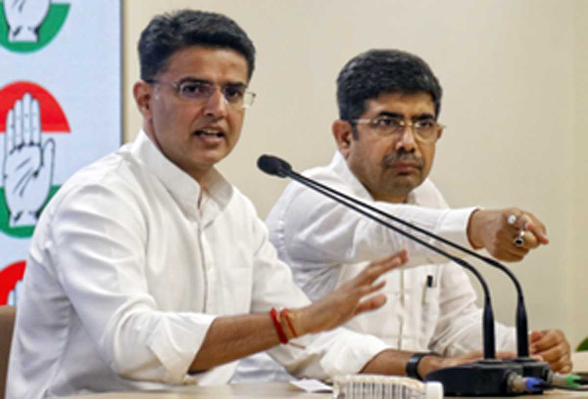 नेतृत्व तय करेगा कि बुलेट कौन चलाएगा और कॉकपिट में कौन बैठेगा : पायलट