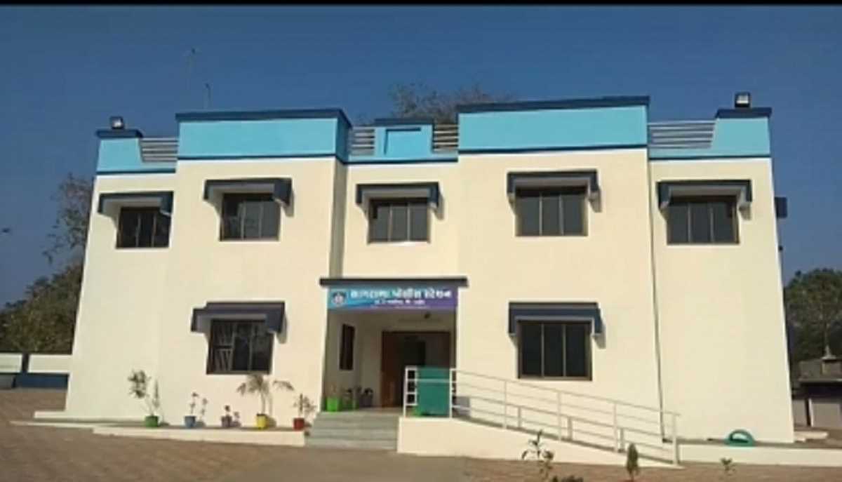 शराब तस्कर ने गुजरात पुलिस पर की फायरिंग, 25 पर हत्या के प्रयास का मामला दर्ज