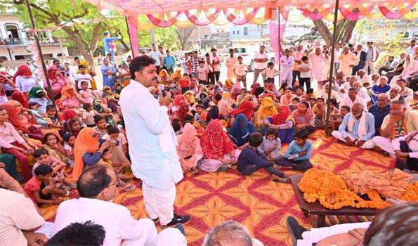 लोकसभा चुनाव में भाजपा के चार सौ पार नारे की निकली हवा : जूली लोकसभा चुनाव में भाजपा के चार सौ पार नारे की निकली हवा : जूली