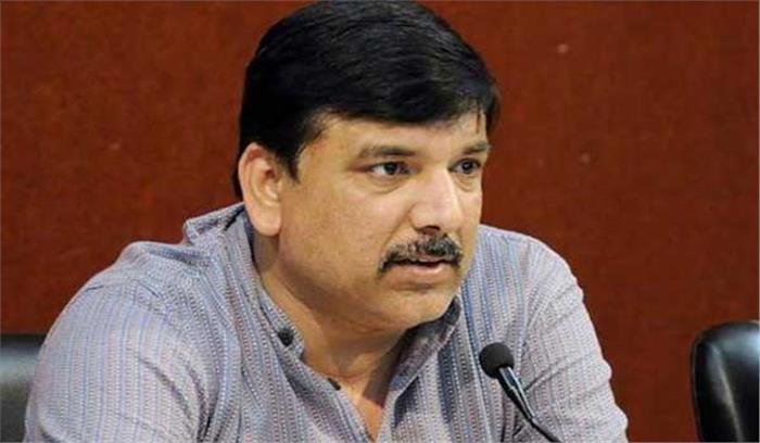 आप ने विधायकों से मारपीट का वीडियो दिल्ली पुलिस को सौंपा