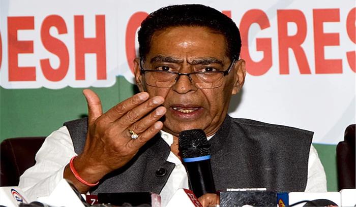 टिकट के लिए 15 आप विधायकों ने कांग्रेस से किया संपर्क : चोपड़ा टिकट के लिए 15 आप विधायकों ने कांग्रेस से किया संपर्क : चोपड़ा