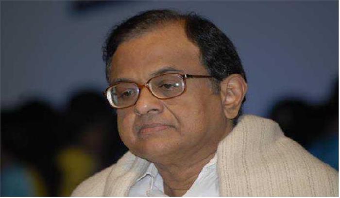 अन्नाद्रमुक और तमिलनाडु के लोग विपरीत दिशाओं में:चिदंबरम