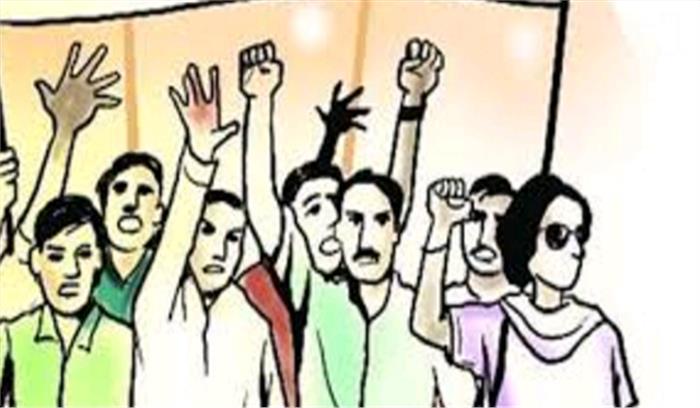 एम्स : टीसीएस के कर्मचारी बर्खास्तगी के खिलाफ हड़ताल पर