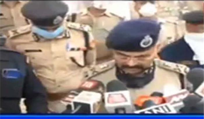 पुलिस को विकास के घर पर मिली एके-47 : कुमार