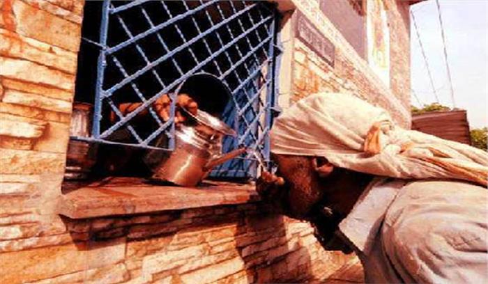 नई सड़क से 150 साल पुरानी प्याऊ को हटाने के निर्देश