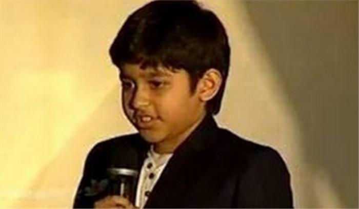 ए. आर. अमीन ने गाया अपना पहला हिंदी गीत