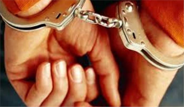 अवैध हीरा खदान मामले में आरोपी गिरफ्तार