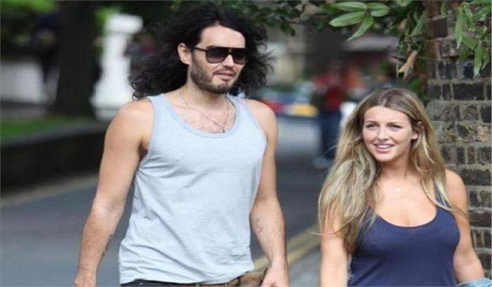 रसेल ब्रांड ने दोबारा शादी रचाई