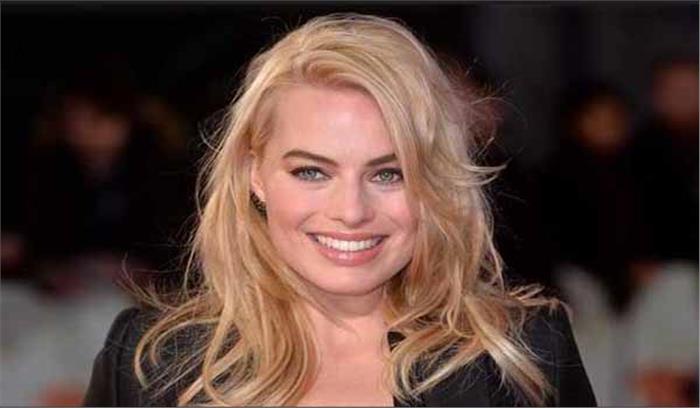 अभिनेत्री मार्गोट रॉबी को महिला होने पर गर्व