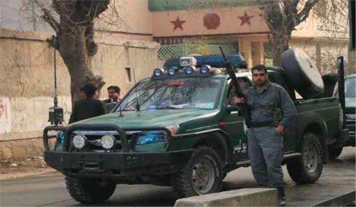 अफगानिस्तान : सेव द चिल्ड्रेन मुख्यालय पर आतंकी हमला, 6 मरे अफगानिस्तान : सेव द चिल्ड्रेन मुख्यालय पर आतंकी हमला, 6 मरे