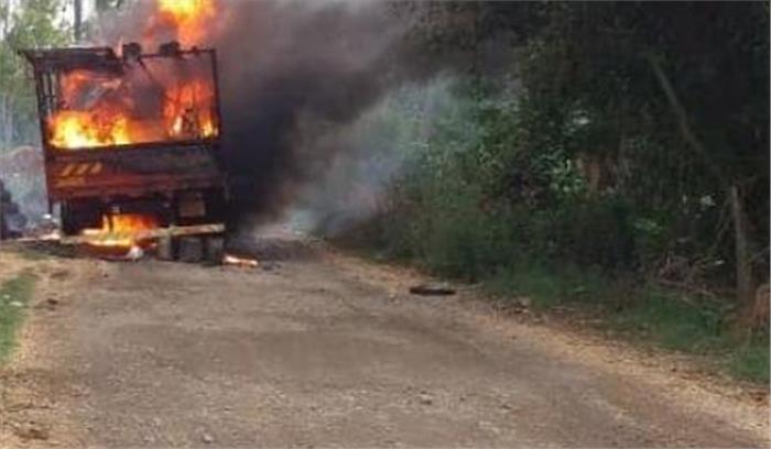 अफगानिस्तान में ट्रक में विस्फोट, 8 मरे