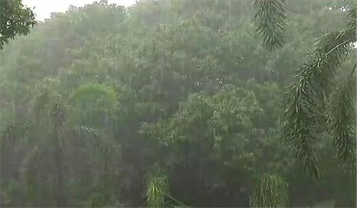 आगरा में मूसलाधार बारिश से भारी तबाही, 4 की मौत