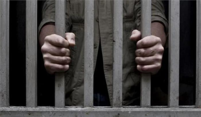 उप्र की जेलों में कैदियों का रैंडम कोरोना टेस्ट शुरू हुआ उप्र की जेलों में कैदियों का रैंडम कोरोना टेस्ट शुरू हुआ