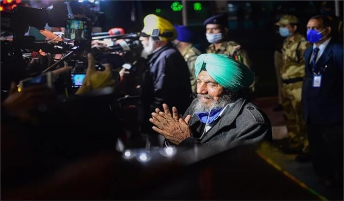 सरकारी भोजन को ठुकरा कर किसान नेताओं ने दिया ये संदेश..