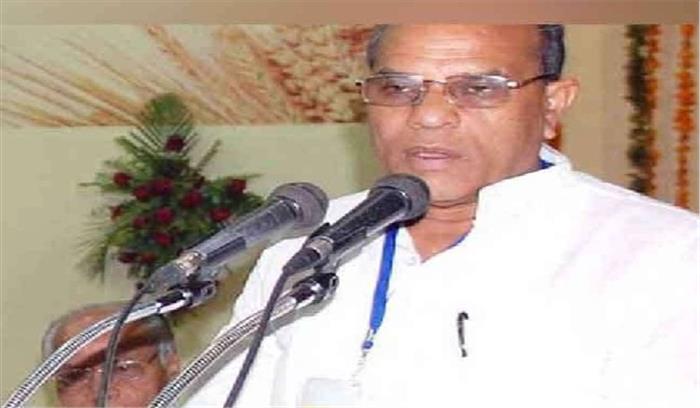 कृषि मंत्री ने दिलवाया कृषि आय दोगुना करने का संकल्प