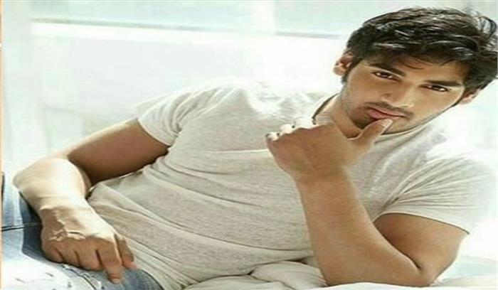 अहान को लांच करेंगे करण : साजिद