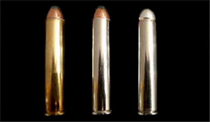 हवाई अड्डे पर यात्री के पास से मिले 3 जिंदा कारतूस
