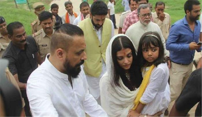 ऐश्वर्य ने संगम में विसर्जित की पिता की अस्थियां