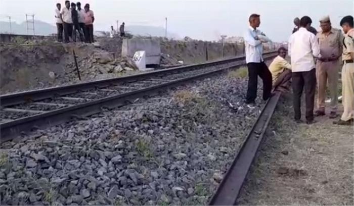 अजमेर : युगल ने ट्रेन के आगे खुदकुशी की