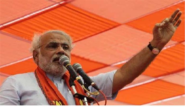 अखिलेश बाबू, काम नहीं कारनामे बोल रहे हैं : मोदी