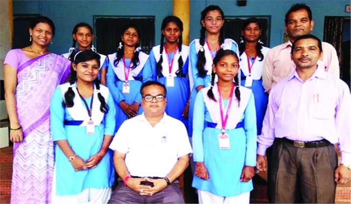 आरके सिंह विद्यालय के छात्राओं ने बढ़ाया गौरव