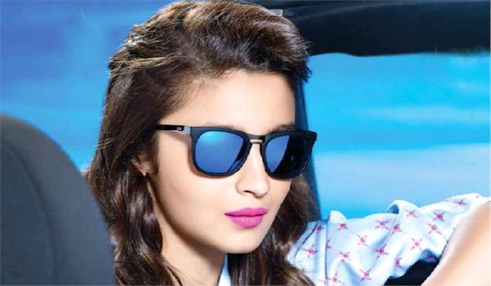 आलिया भट्ट छोटे पर्दे पर अपनी मां की वापसी से बेहद खुश