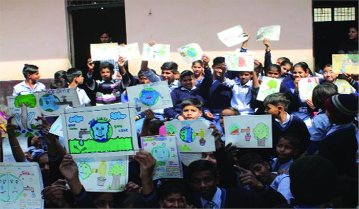 जल की बर्बादी रोकने के लिए आयोजित हुई प्रतियोगिता जल की बर्बादी रोकने के लिए आयोजित हुई प्रतियोगिता