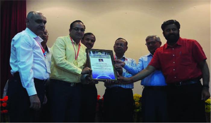 पर्यावरणविद डॉ. जितेन्द्र नागर बायोडाइवर्सिटी कंजर्वेशन अवार्ड से सम्मानित पर्यावरणविद डॉ. जितेन्द्र नागर बायोडाइवर्सिटी कंजर्वेशन अवार्ड से सम्मानित