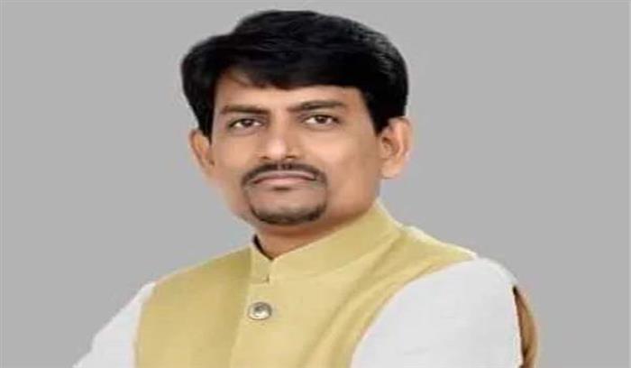 अल्पेश ठाकोर के खिलाफ गैर जमानती वारंट जारी