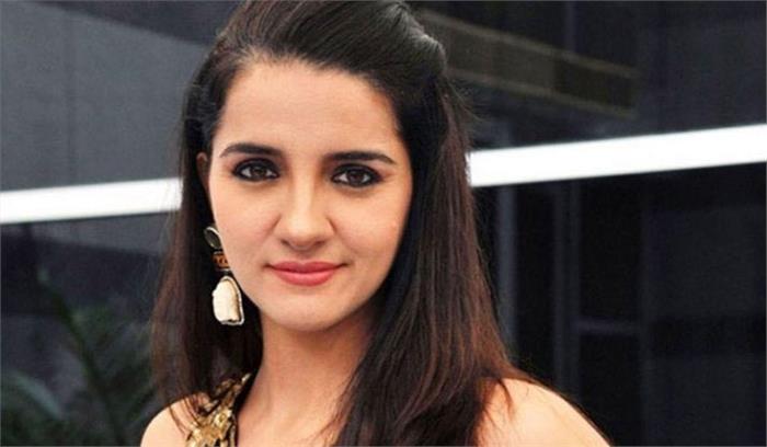 श्रुति सेठ वेब-श्रृंखला मेंटलहुड के साथ करेंगी डिजिटल डेब्यू