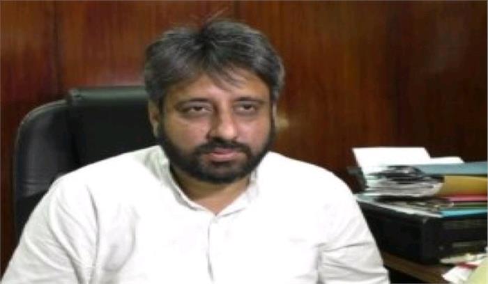 अमानतुल्ला खान को वक्फ बोर्ड का अध्यक्ष बनाने की प्रक्रिया पर विवाद गहराया, विपक्ष हमलावर अमानतुल्ला खान को वक्फ बोर्ड का अध्यक्ष बनाने की प्रक्रिया पर विवाद गहराया, विपक्ष हमलावर