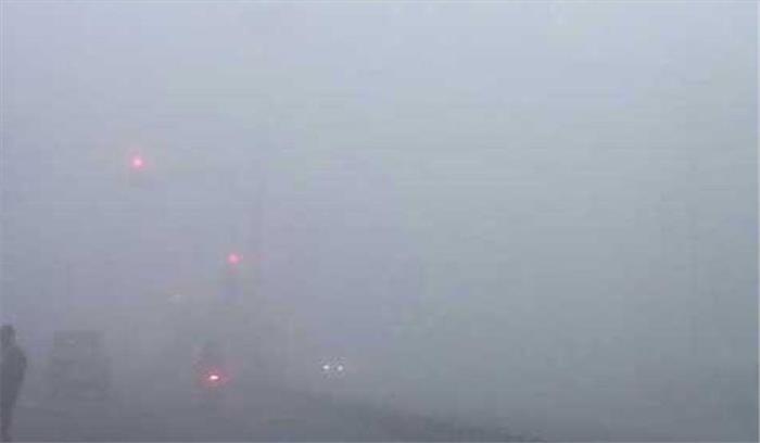 कोहरे के कारण 3 वाहन आपस में टकराये, महिला गंभीर रूप से घायल