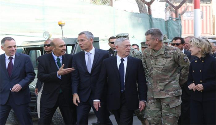 काबुल के औचक दौरे पर पहुंचे अमेरिका के रक्षा मंत्री जेम्स मैट्टिस