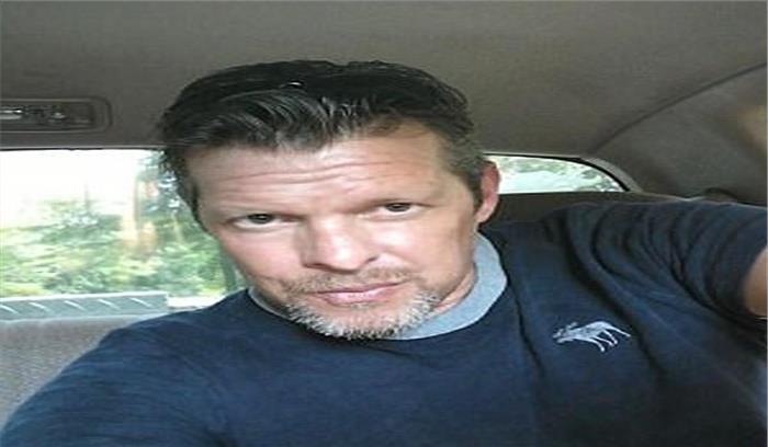 अमेरिका में बंदूकधारी ने मां-बाप, प्रेमिका समेत खुद को मारी गोली