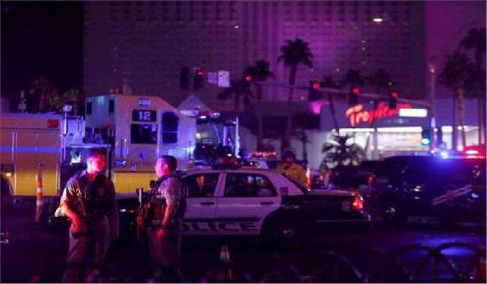 लास वेगास में गोलीबारी, 50 लोगों की मौत 