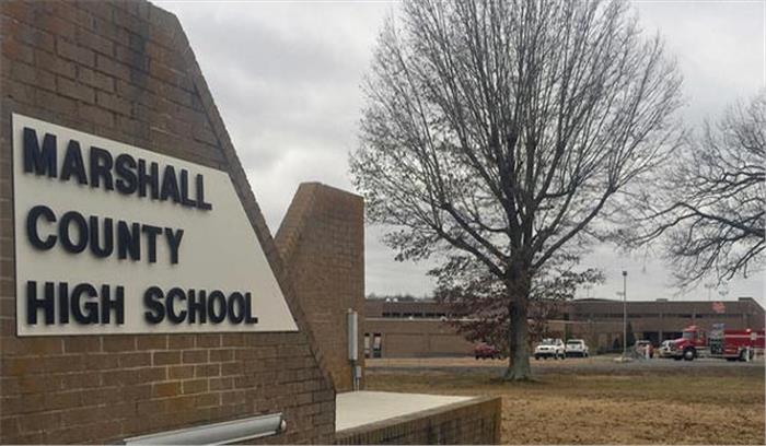 गोलीबारी की घटना बाद केंटकी स्थित मार्शल हाईस्कूल फिर खुला