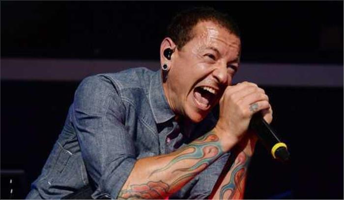 पॉप सिंगर चेस्टर ने फांसी लगाकर की आत्महत्या 