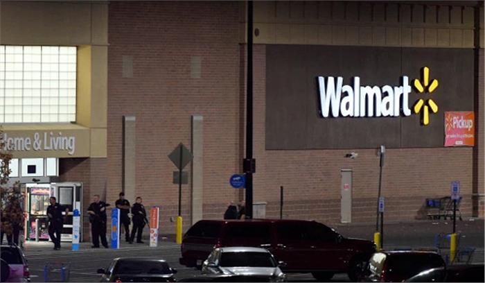 अमेरिका: वॉलमार्ट गोलीबारी के आरोपी पर हत्या और हत्या की कोशिश का मुकदमा